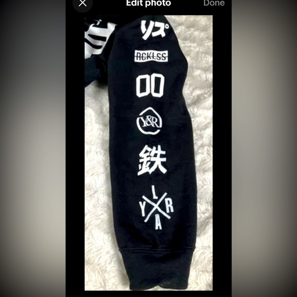 Womens Young & Reckless X Small Black Hoodie Graphic Kangaroo Pocket Sweatshirt - Picture 6 of 11